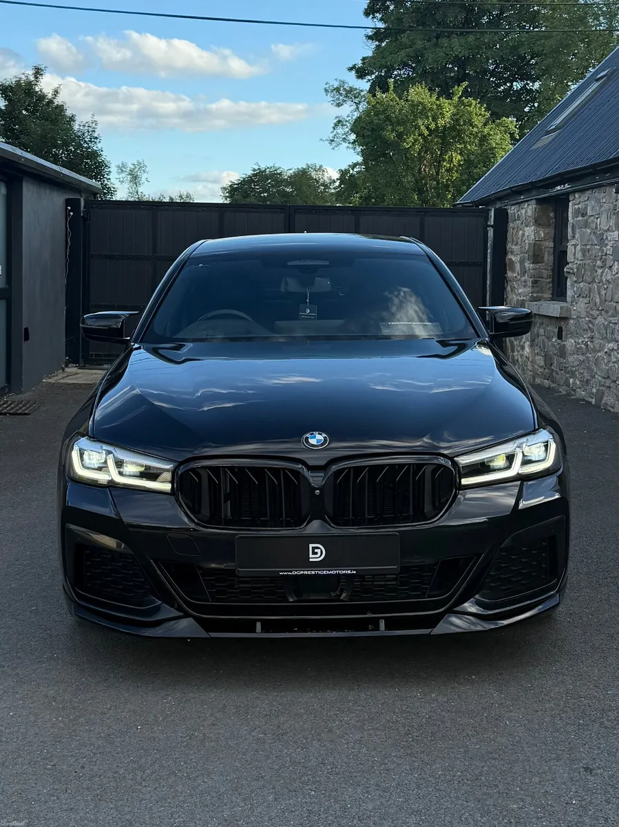 2021 BMW 5 SERIES 20D AUTO M SPORT M PERFORMANCE - Image 2