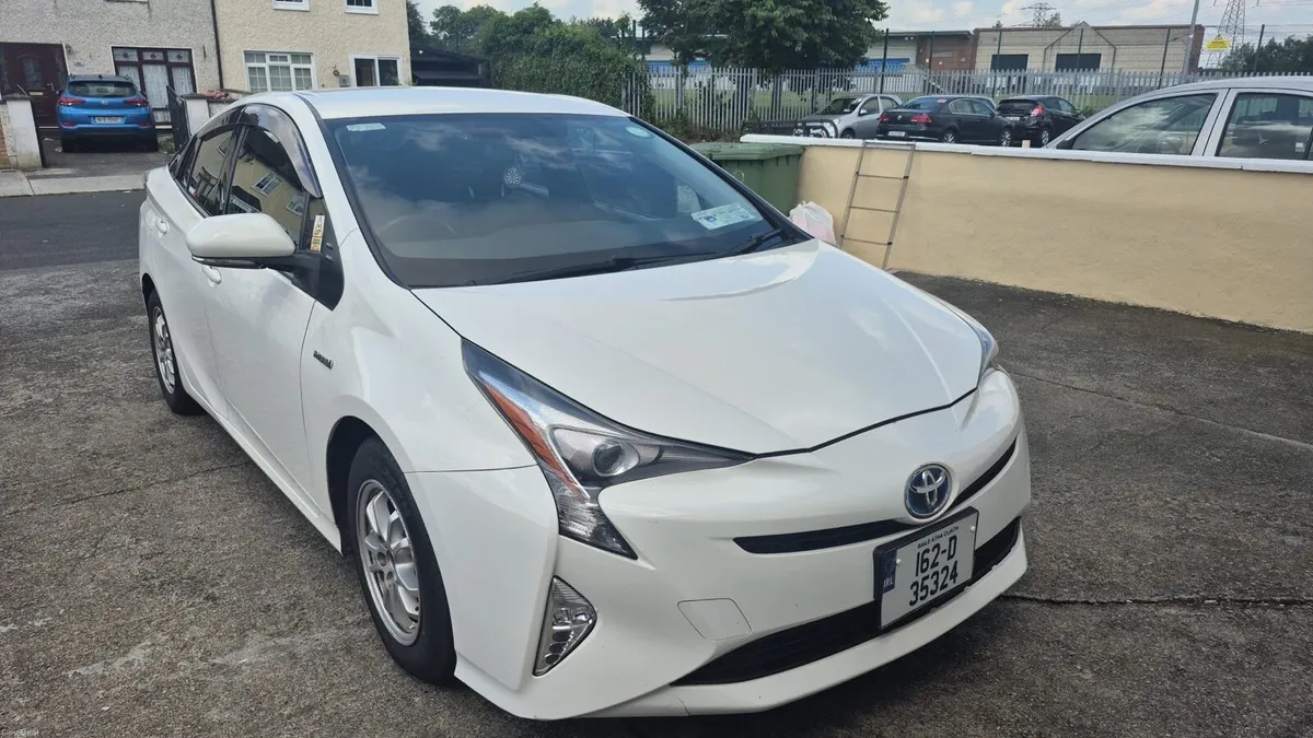 Toyota Prius - Image 1