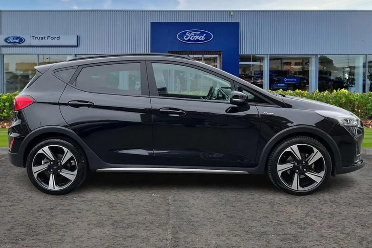 Ford Fiesta Active - Image 3