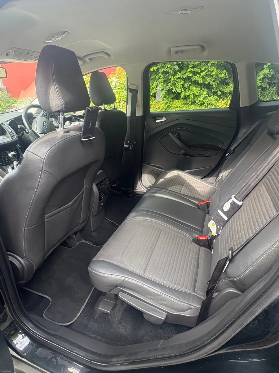 Ford Kuga 2018 - Image 2