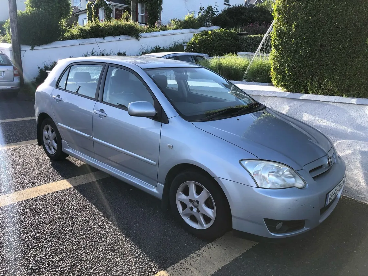 Toyota Corolla Hatchback 2005 - Image 1