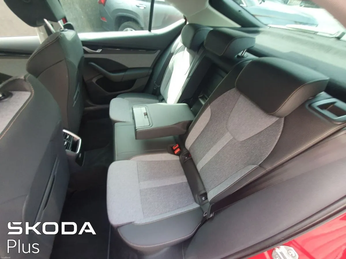 Skoda Octavia Selection+ 2.0TDi 115HP - Low Rate F - Image 6