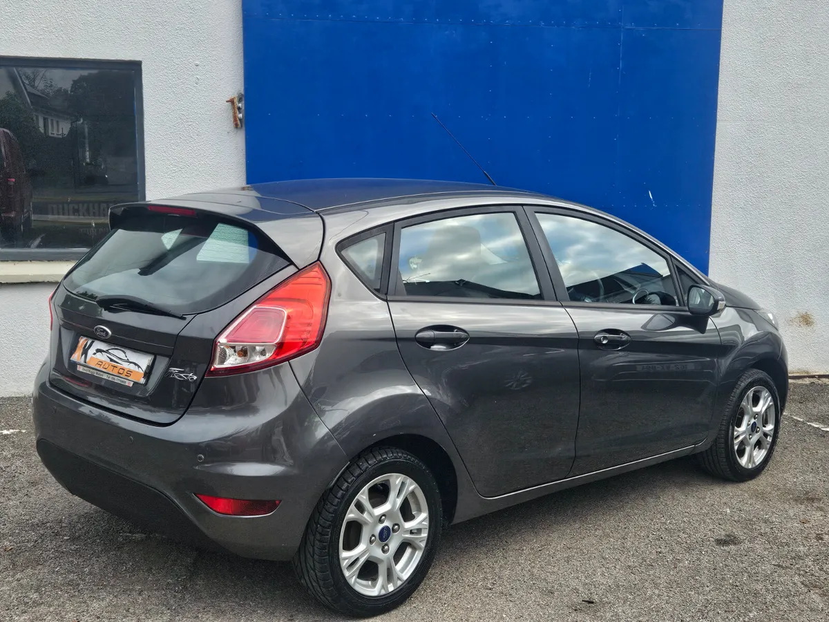 Ford Fiesta 2017 - Image 2