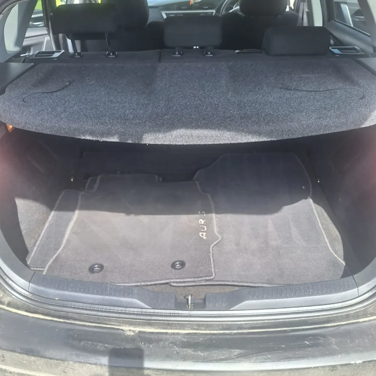 Toyota Auris 2015 - Image 3