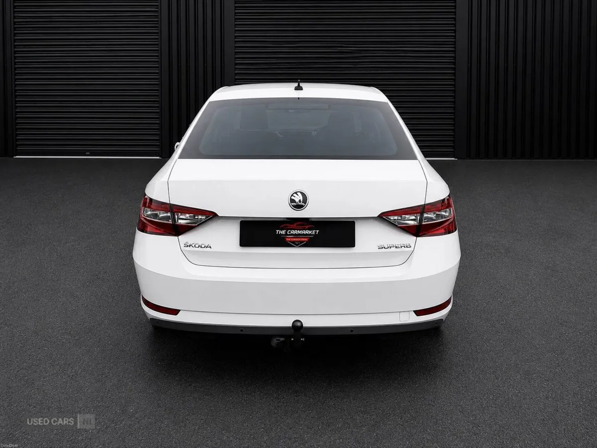 Skoda Superb DIESEL HATCHBACK - Image 6