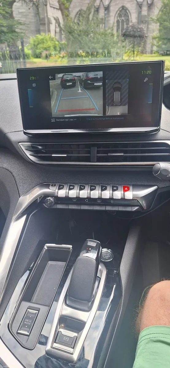 Peugeot 3008 Allure - 2022 - Petrol Plug-in Hybrid - Image 3