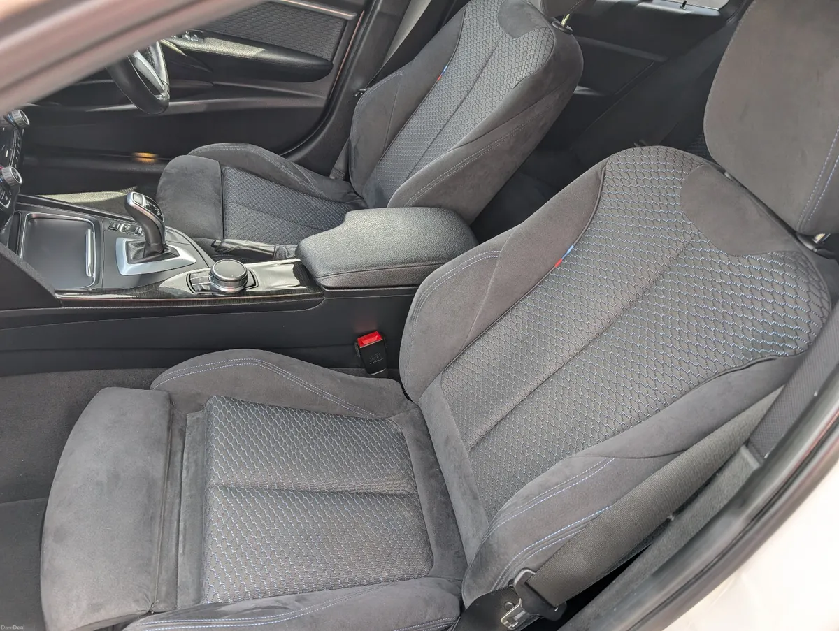 BMW 320d M-SPORT AUTO // LOW KMS // - Image 6