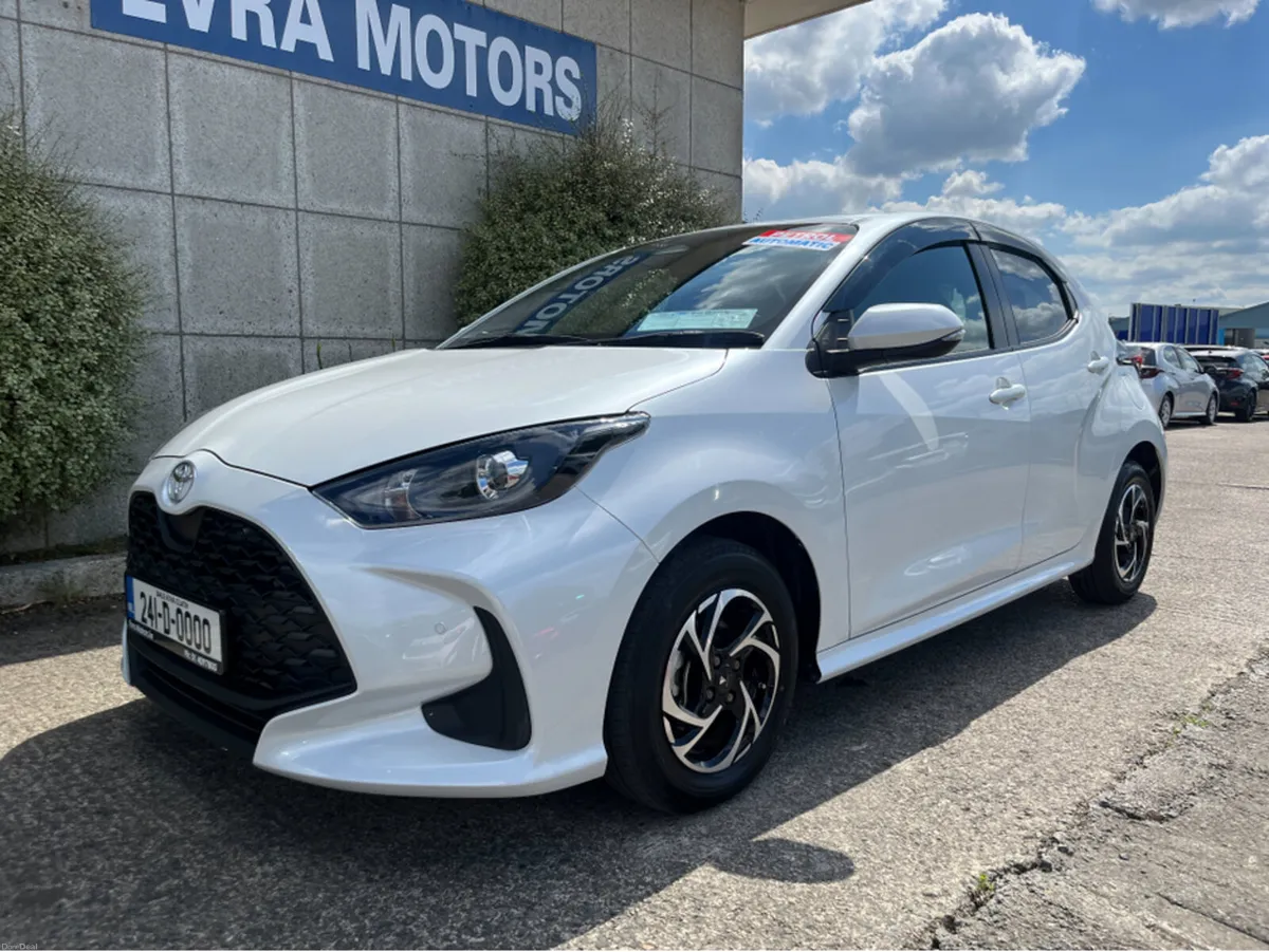 Toyota Yaris G HYBRID AUTOMATIC 1.5 PETROL //REVER - Image 5