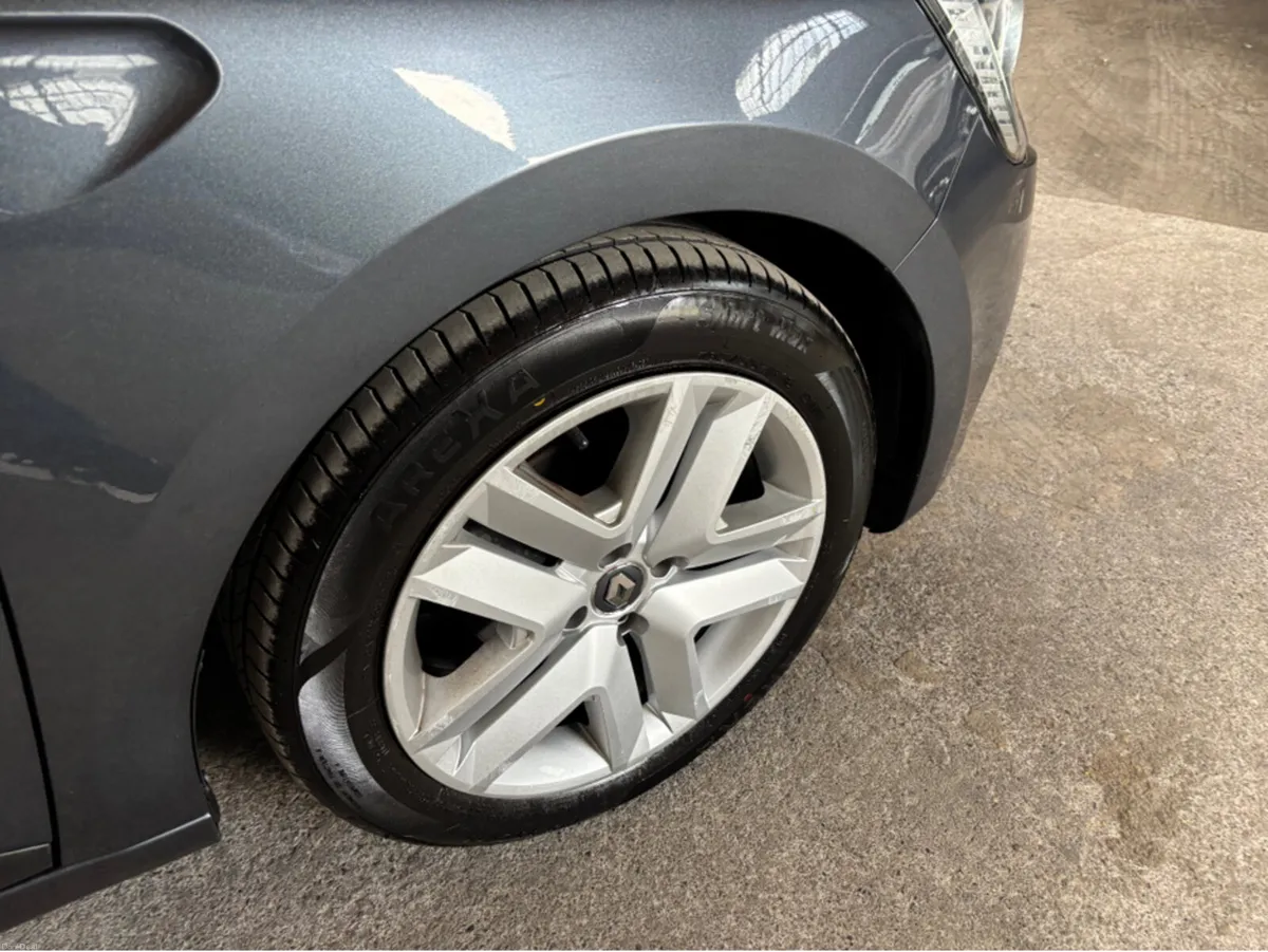 Renault Clio DYNAMIQUE TCE 90 MY21.5 5 5DR - Image 3