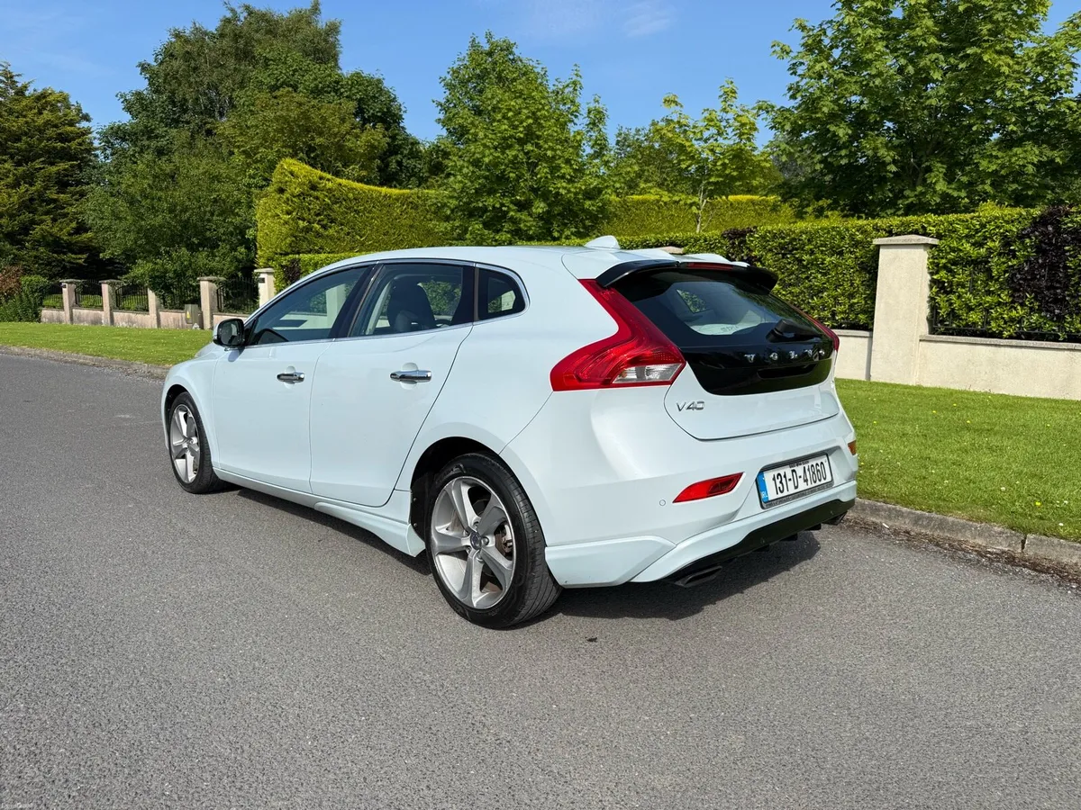 2013 Volvo V40 Automatic 1.6 Petrol High spec. - Image 4