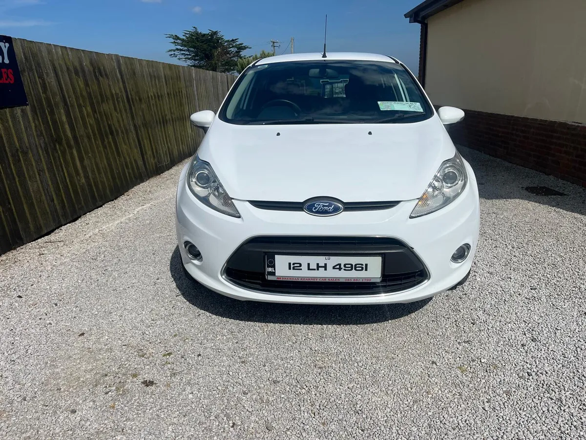Ford Fiesta 2012 - Image 2