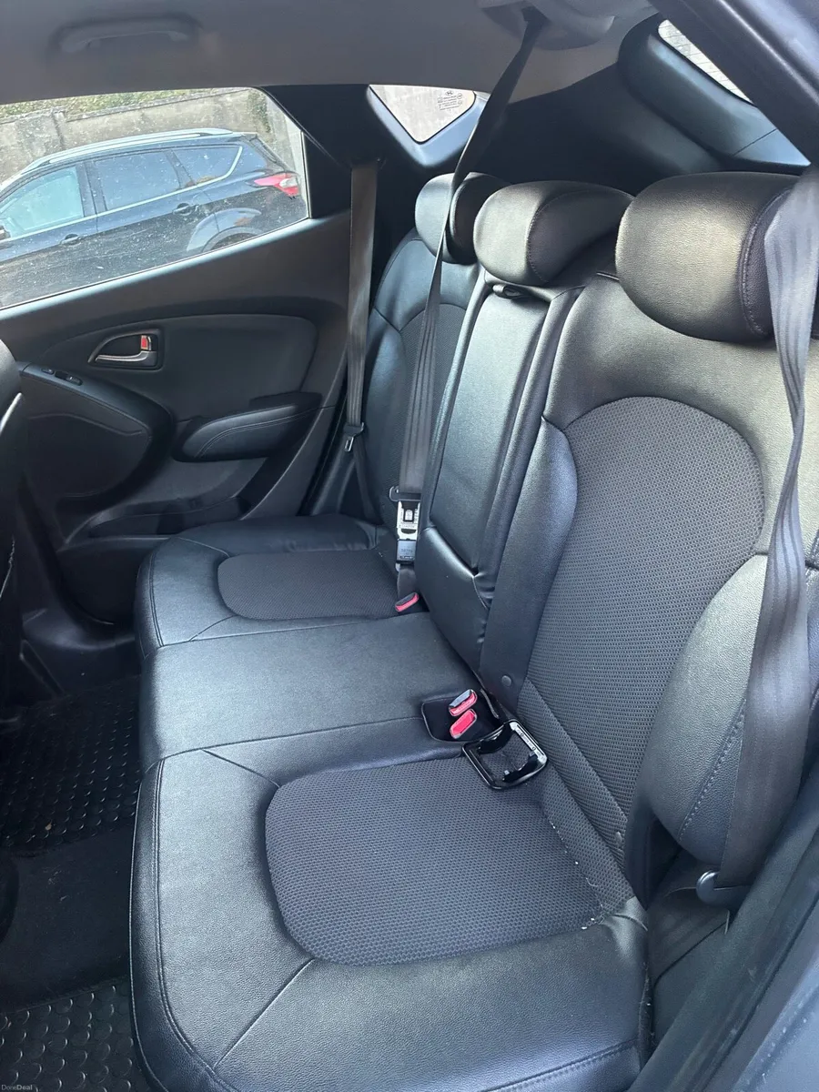 Hyundai IX35 - Image 2