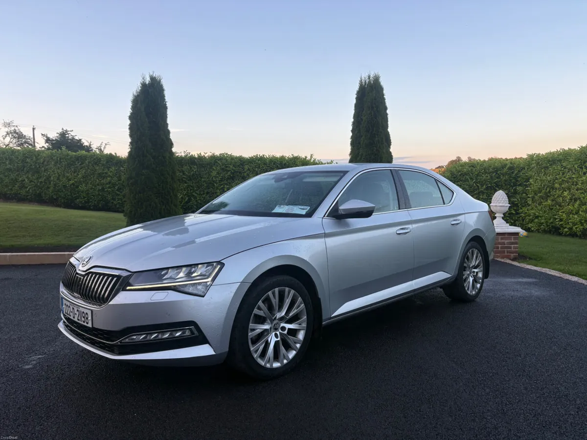 Skoda Superb 2022 - Image 2