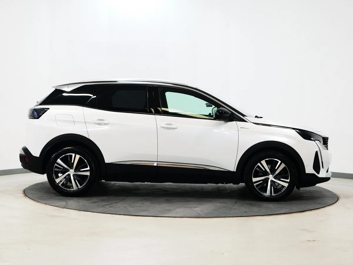 *93* 2023 Peugeot 3008 1.6 ALLURE PREMIUM PLUS - Image 3