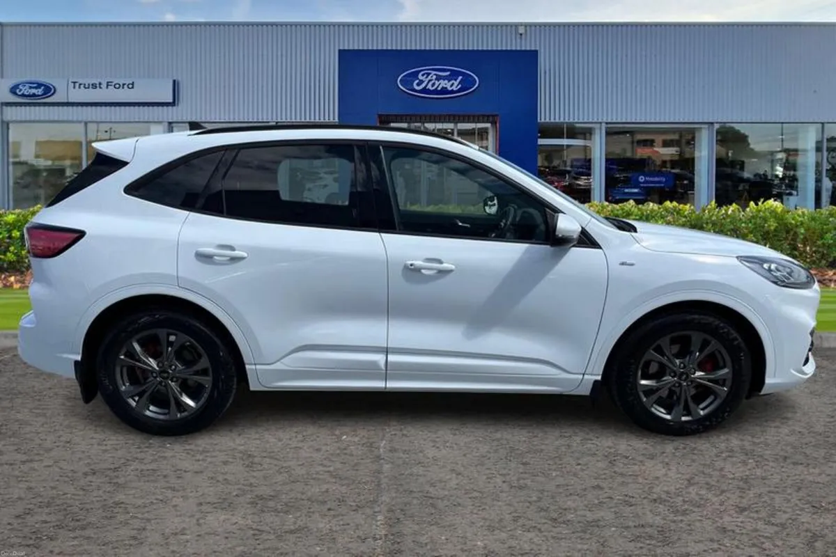 Ford Kuga ST-Line Edition - Image 3