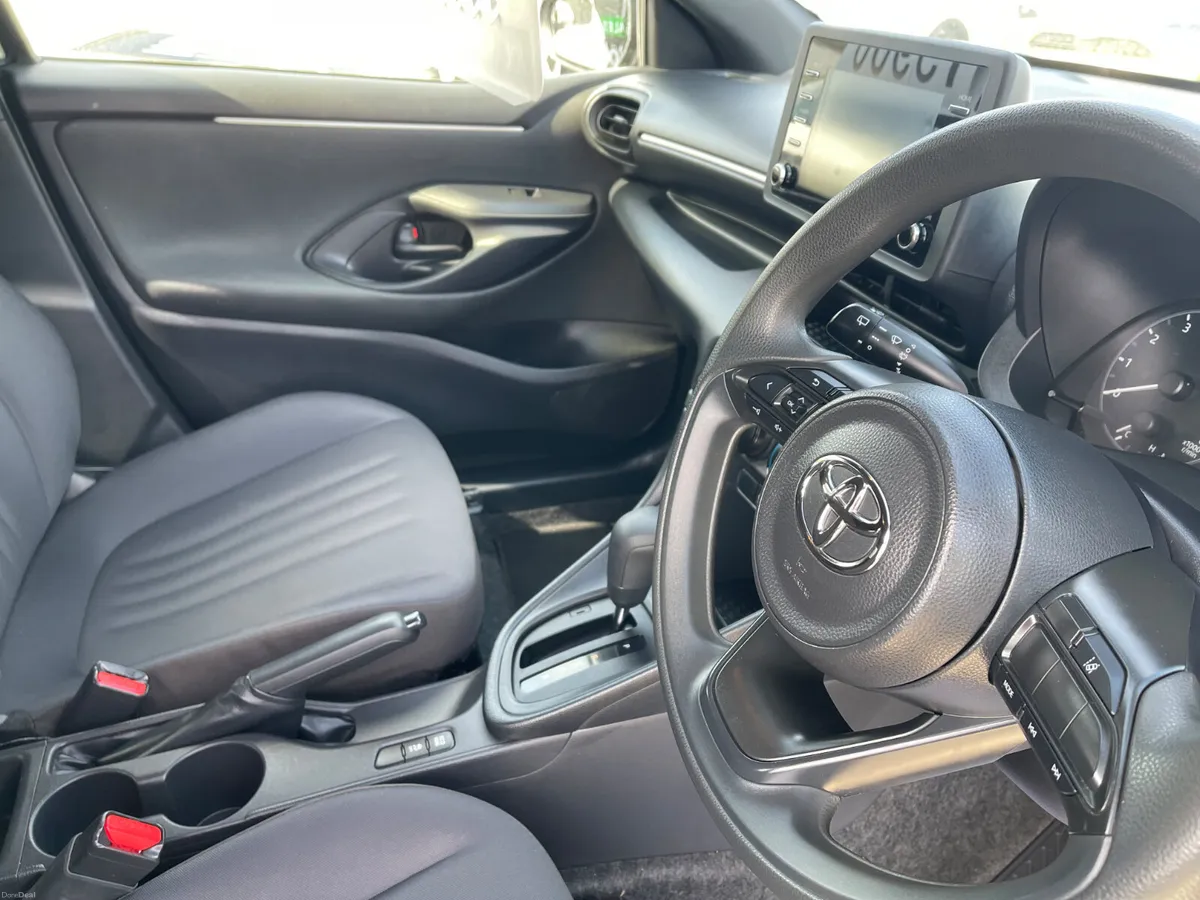 2021 Toyota Yaris 1.0 Automatic 5dr Model - Image 4