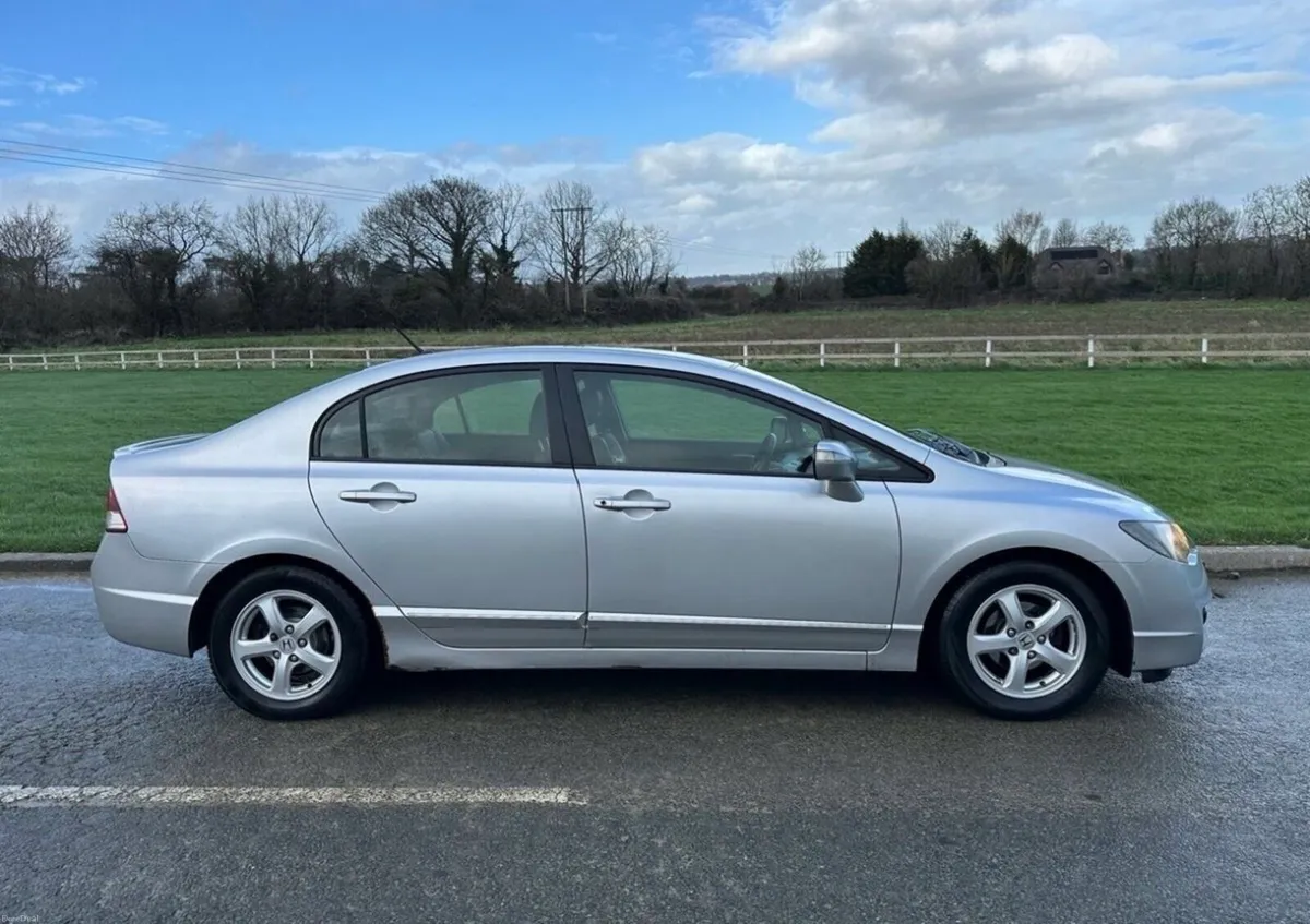 Honda Civic HyBrid 2010 - Image 3