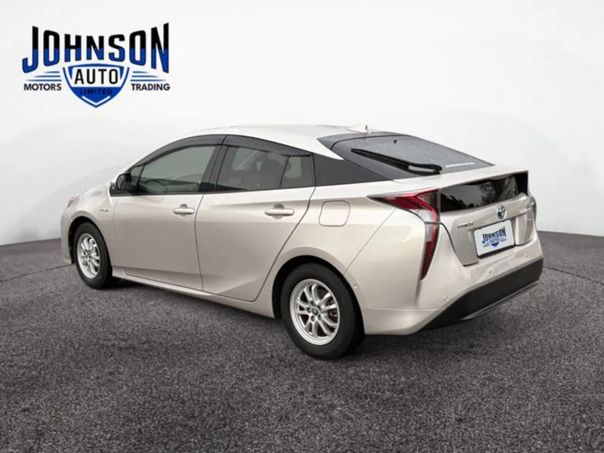 Toyota Prius 1.8 Petrol Auto - Image 3
