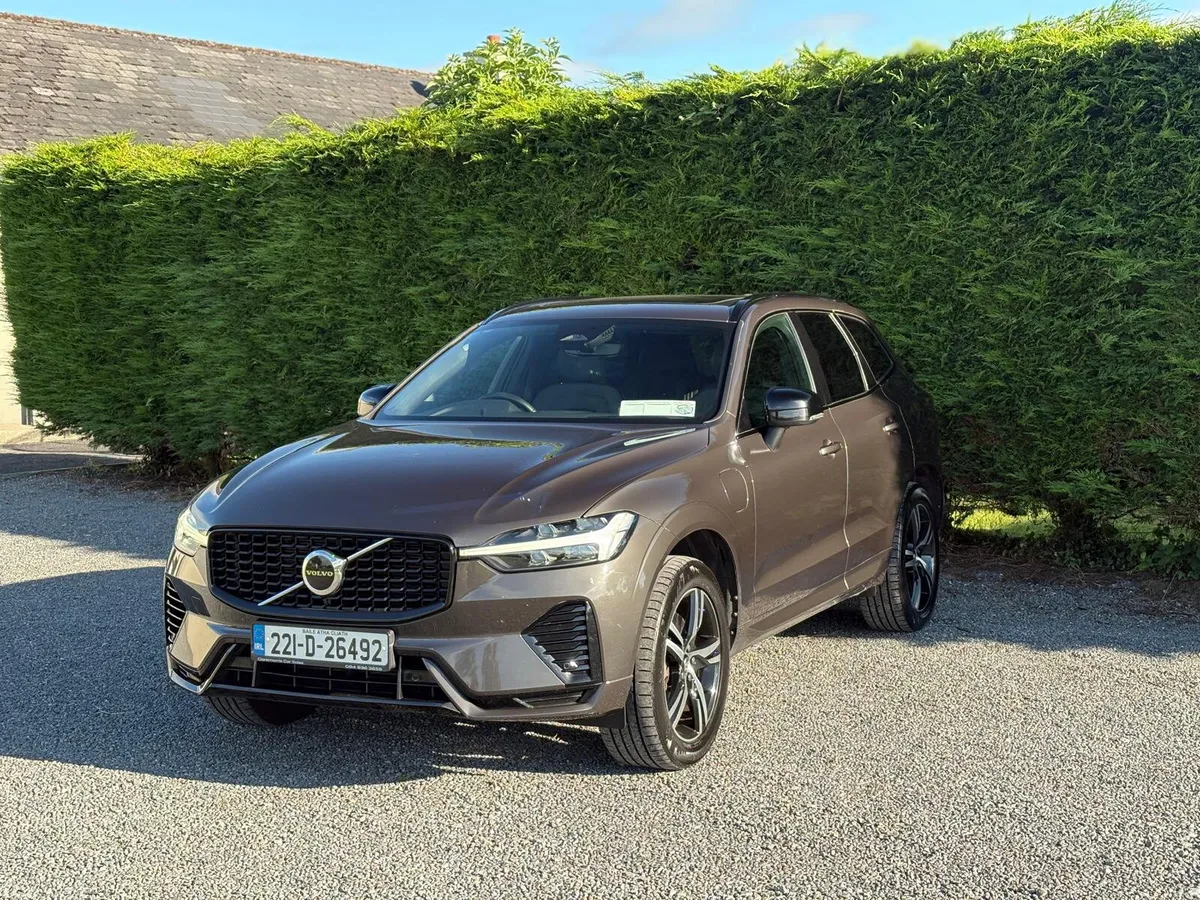 Volvo XC60 2022 - Image 2
