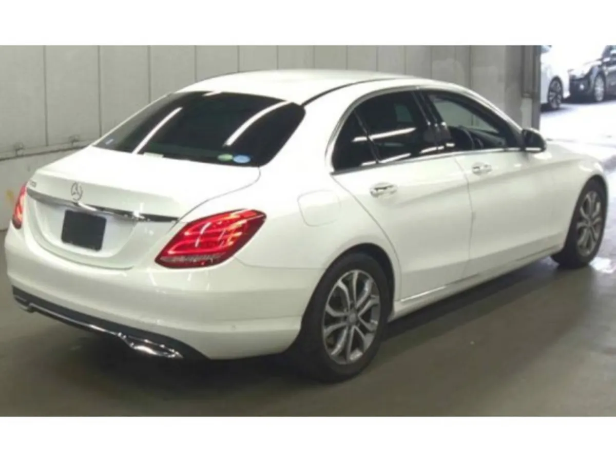 Mercedes-Benz C-Class 2.0 Petrol Auto - Image 2