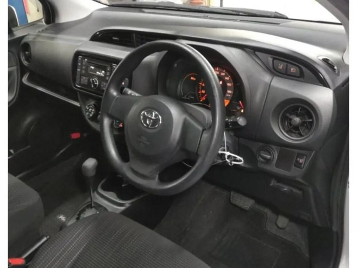 Toyota Vitz 1.0 Petrol Auto - Image 4