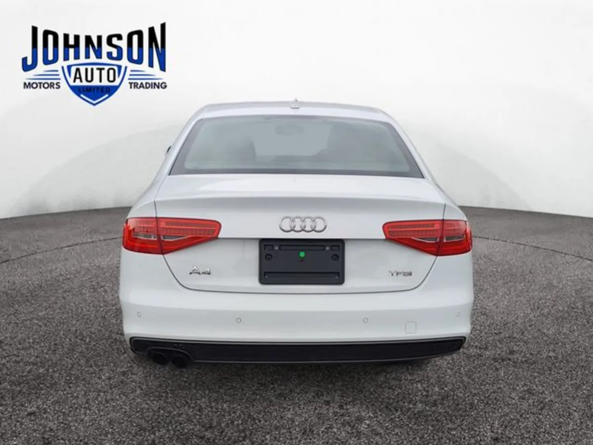 Audi A4 A4 2.0 TFSI automatic saloon - Image 4