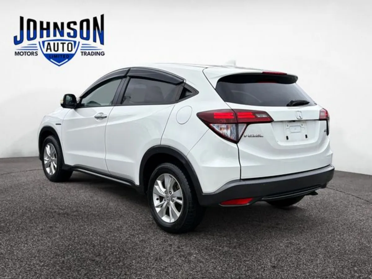 Honda Vezel Honda Vezel Hybrid JDM crossover SUV w - Image 3