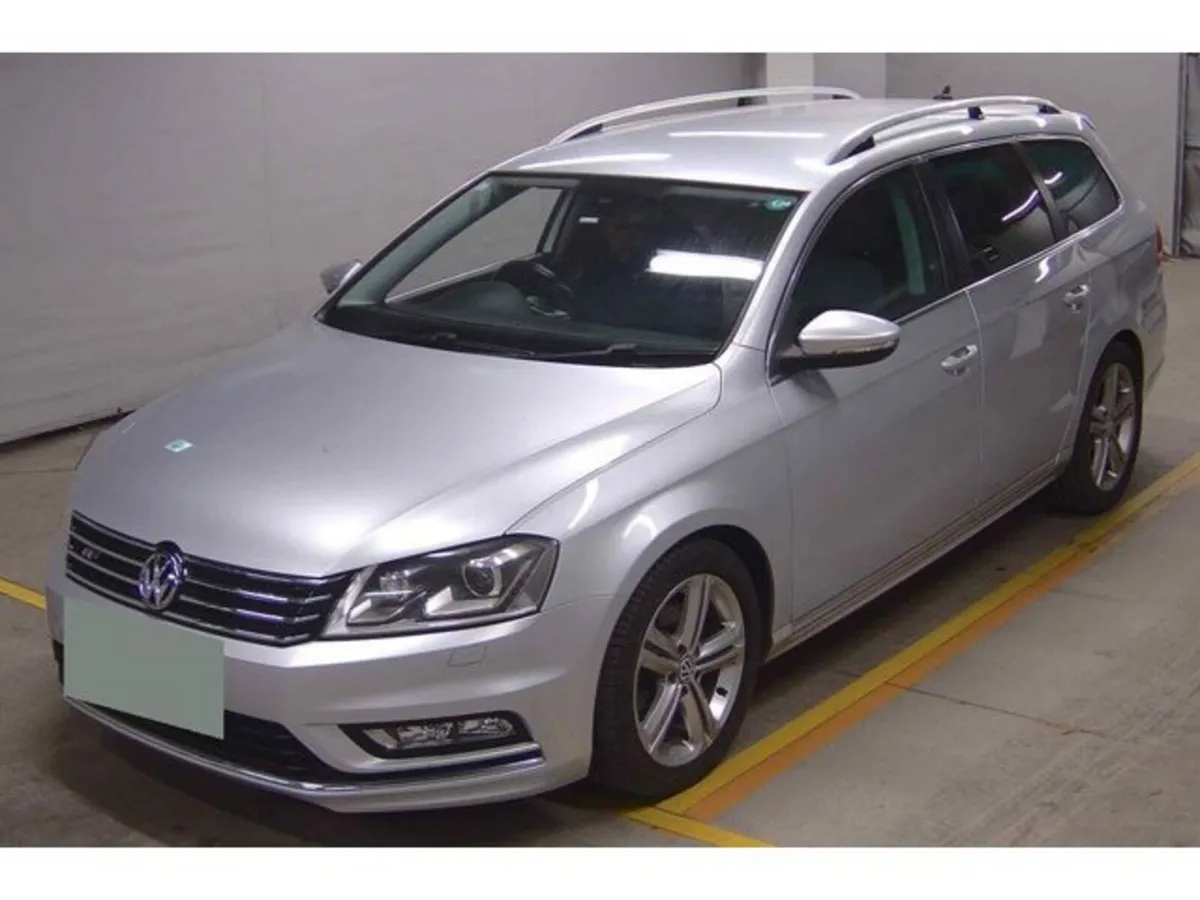 Volkswagen Passat R-Line Edition 1.4 TSI Petrol Au - Image 2