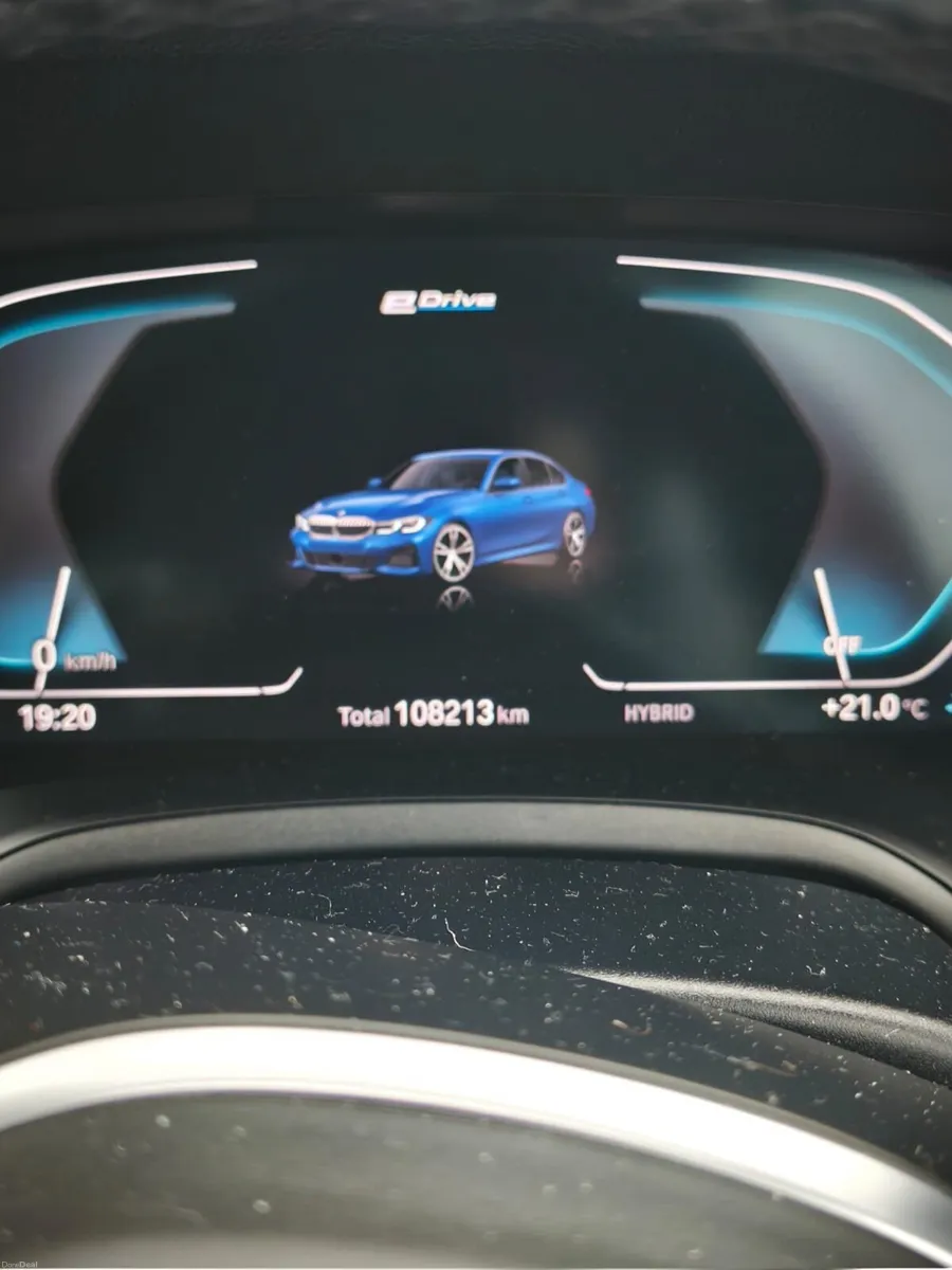 BMW 330e M sport - Image 3