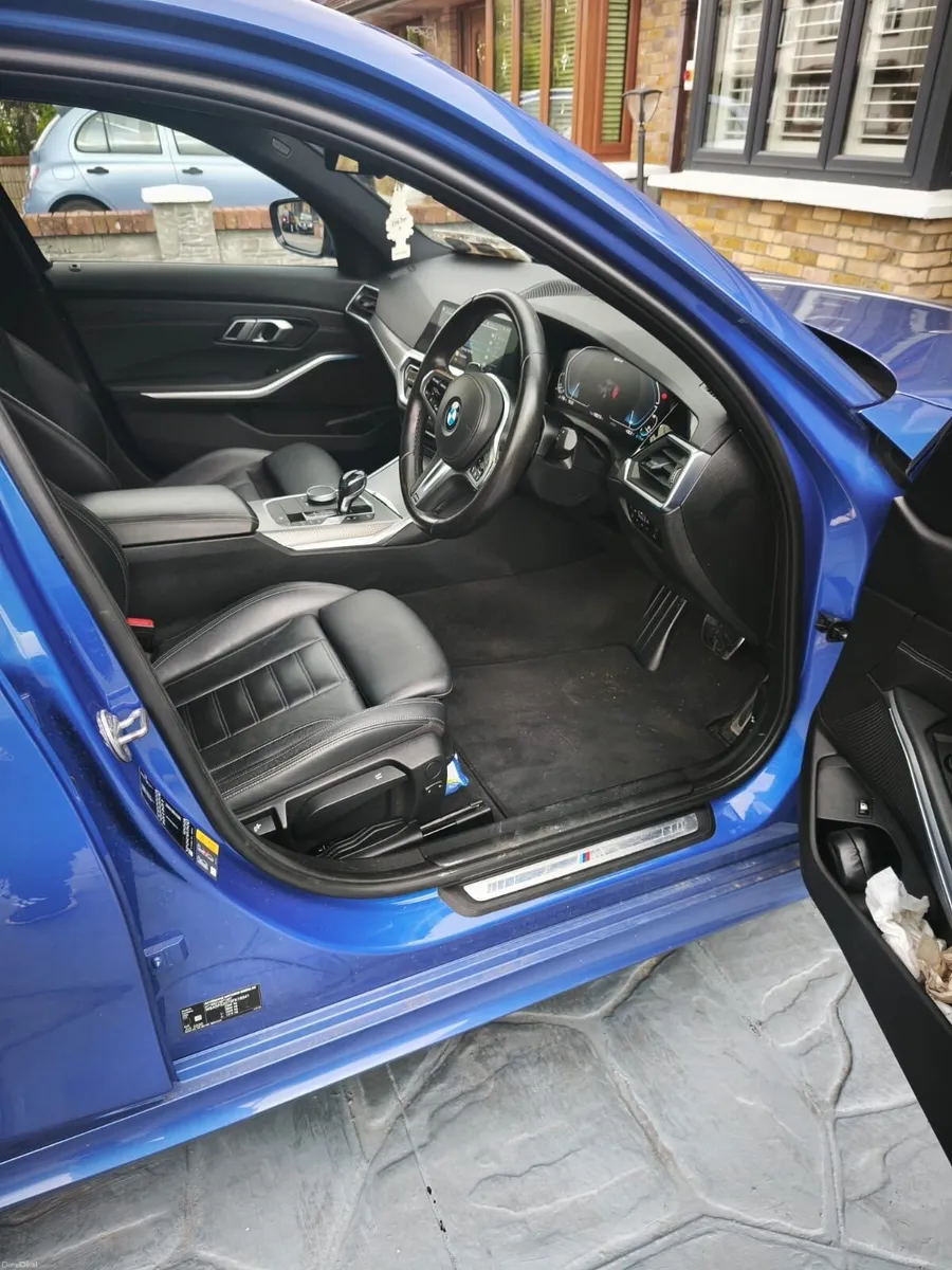 BMW 330e M sport - Image 4