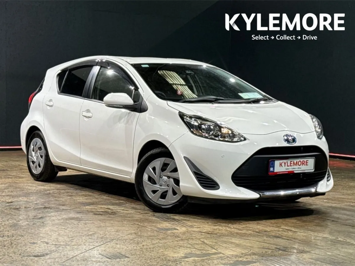 Toyota Aqua 1.5 HYBRID - TOYOTA SAFETY SENSE - Image 1