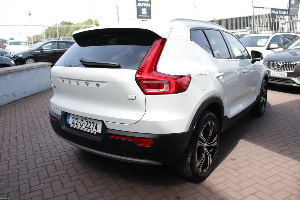 2021 VOLVO XC40 PHEV T5 INSCRIPTION FWD 5DR AUTO - Image 4