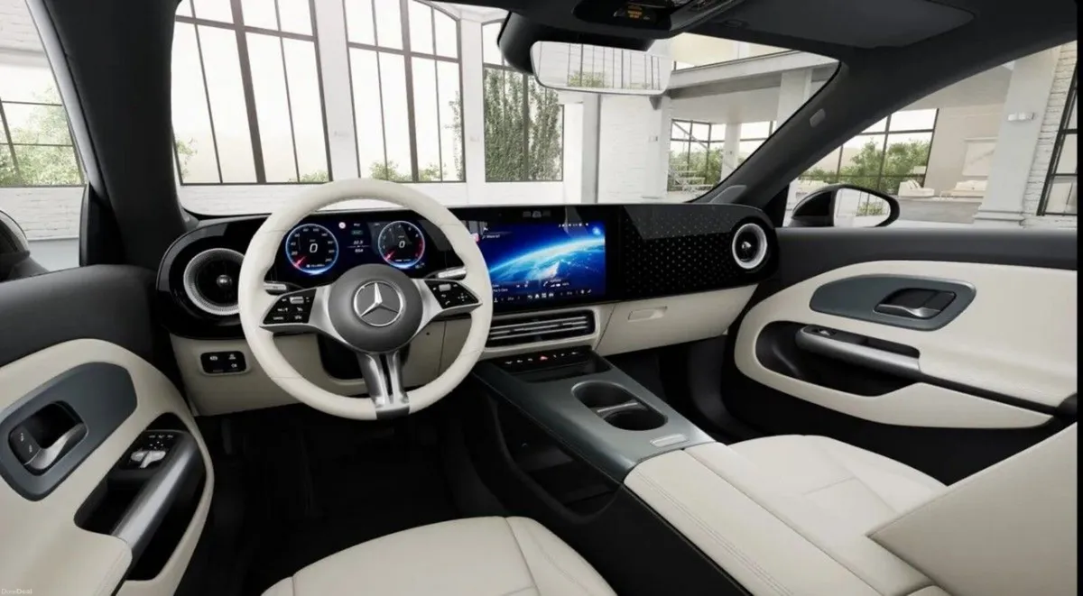 Mercedes-Benz CLA CLA 200 SALOON PROGRESSIVE LINE - Image 2