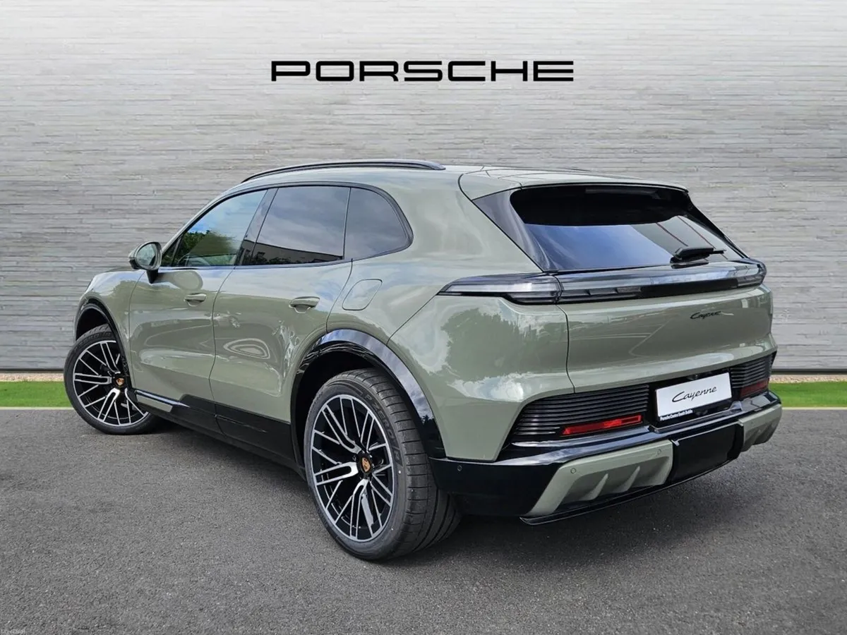 Porsche Cayenne Electric - Image 3