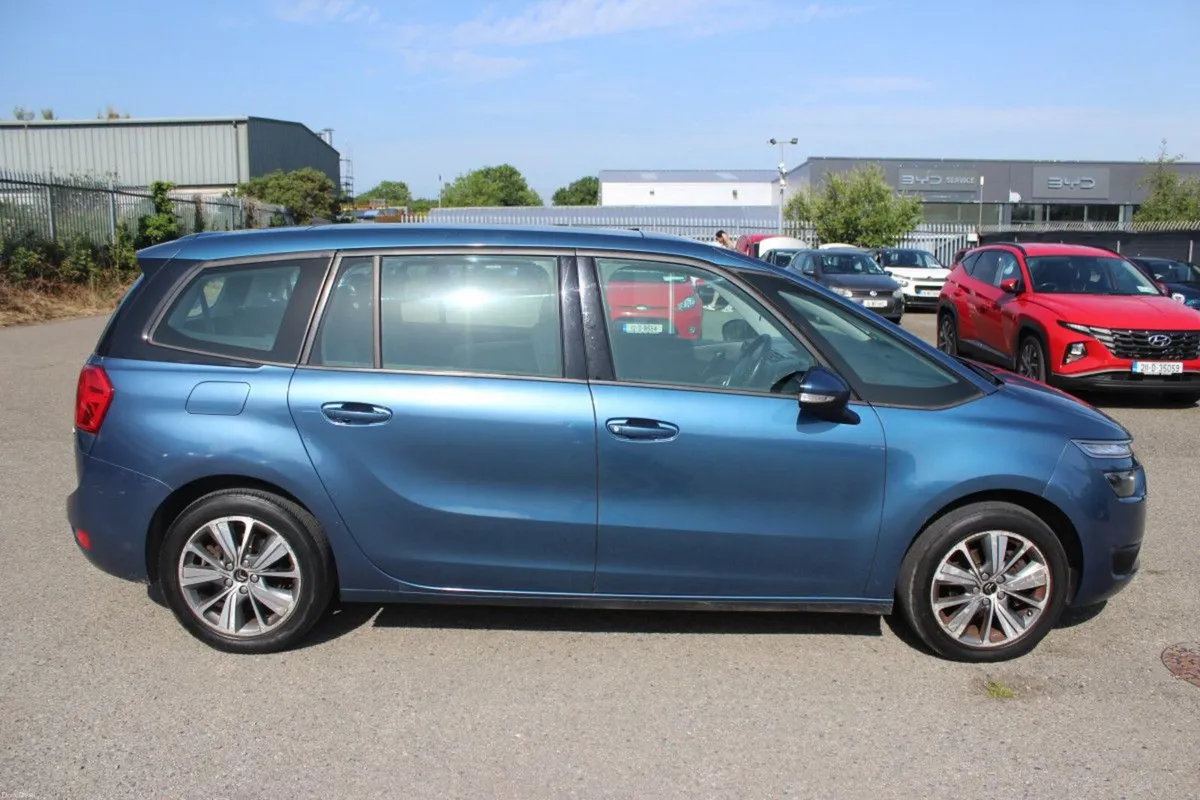 Citroen Grand C4 Picasso BLUE HDI FEEL 7 SEATS - T - Image 4
