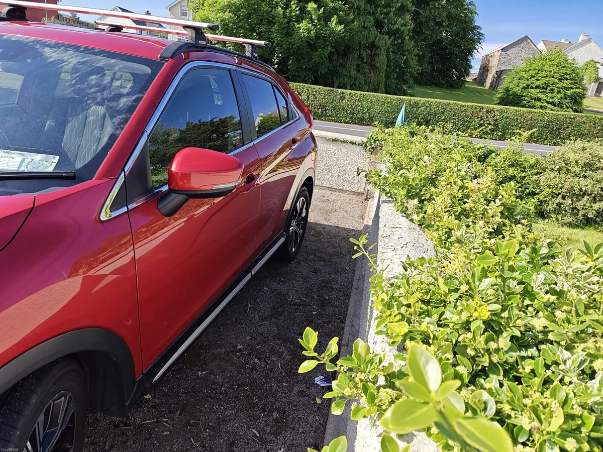 Mitsubishi eclipse cross - Image 2