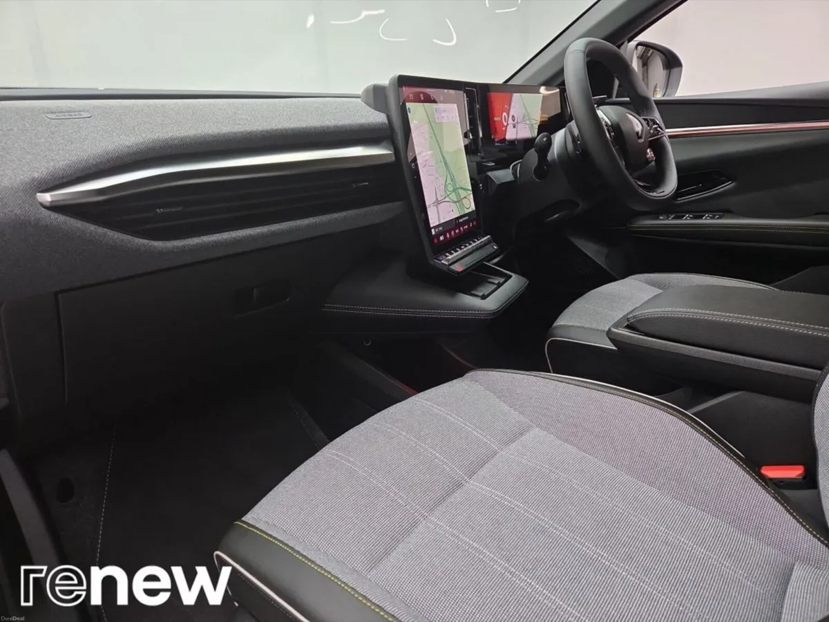 Renault Megane E-Tech Techno Comfort EV60 - Image 5