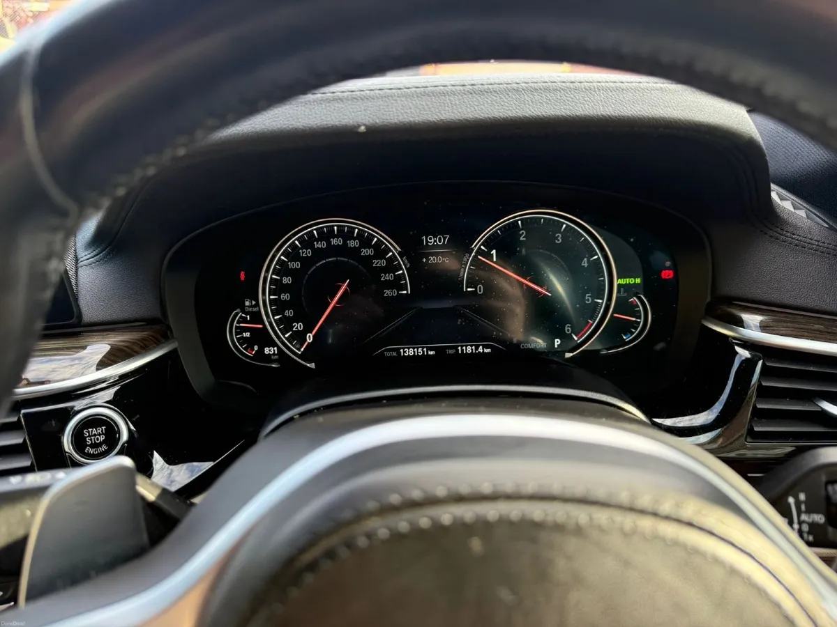 BMW 5-Series 2018 - Image 3