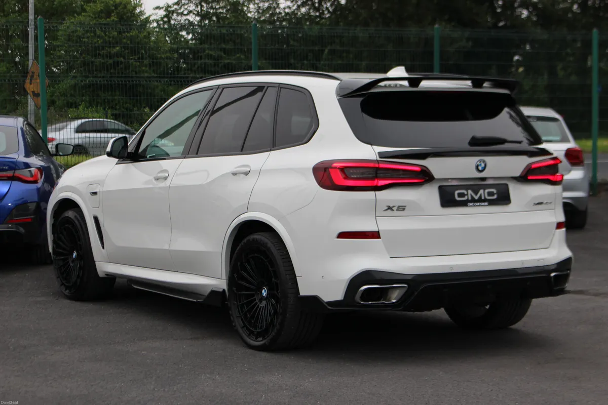 BMW X5 2022 45e MSPORT ALPINE WHITE - Image 6