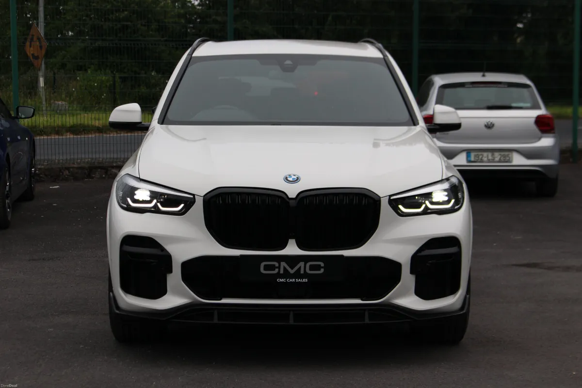BMW X5 2022 45e MSPORT ALPINE WHITE - Image 2