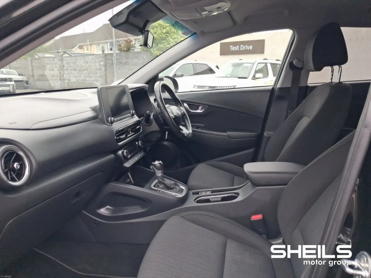 Hyundai KONA 1.6 HYBRID Executive Auto - Image 5