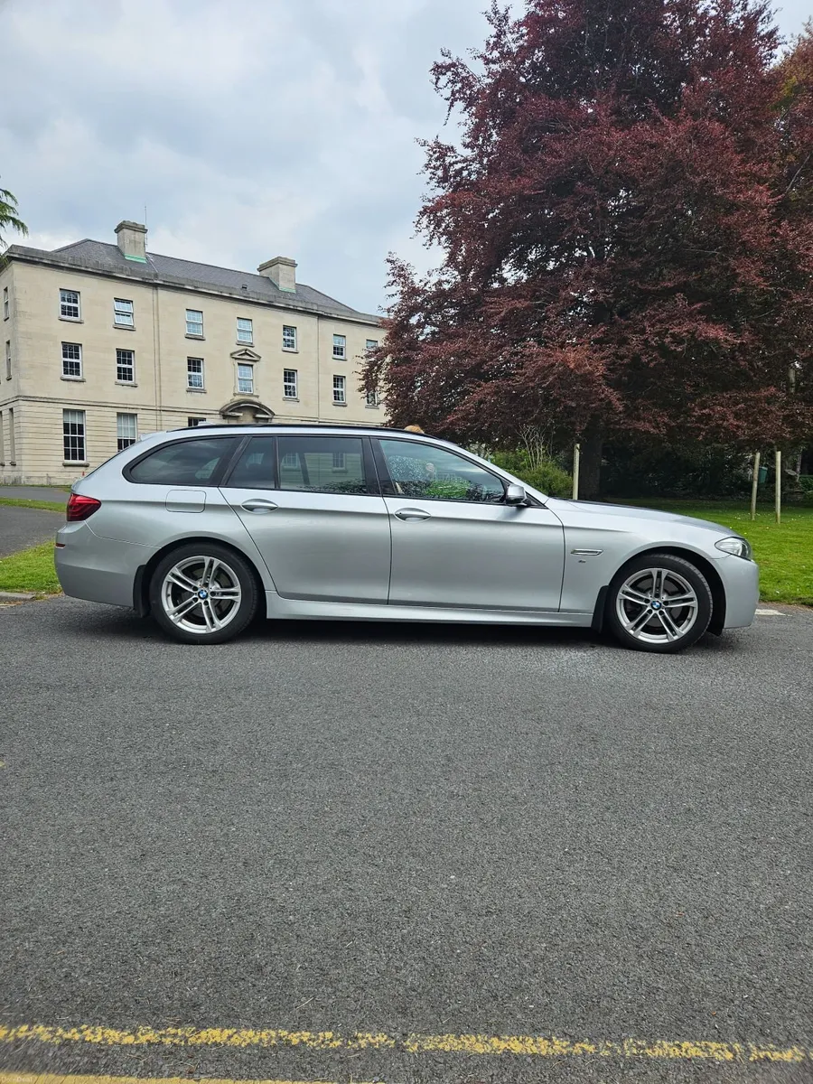 BMW 5-Series 2016 - Image 4