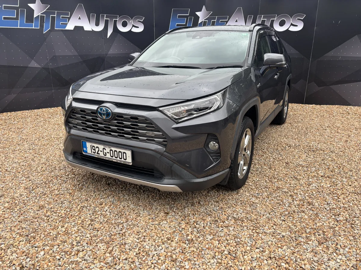 Toyota Rav 4 Sol AWD Hybrid 2019 - Image 1