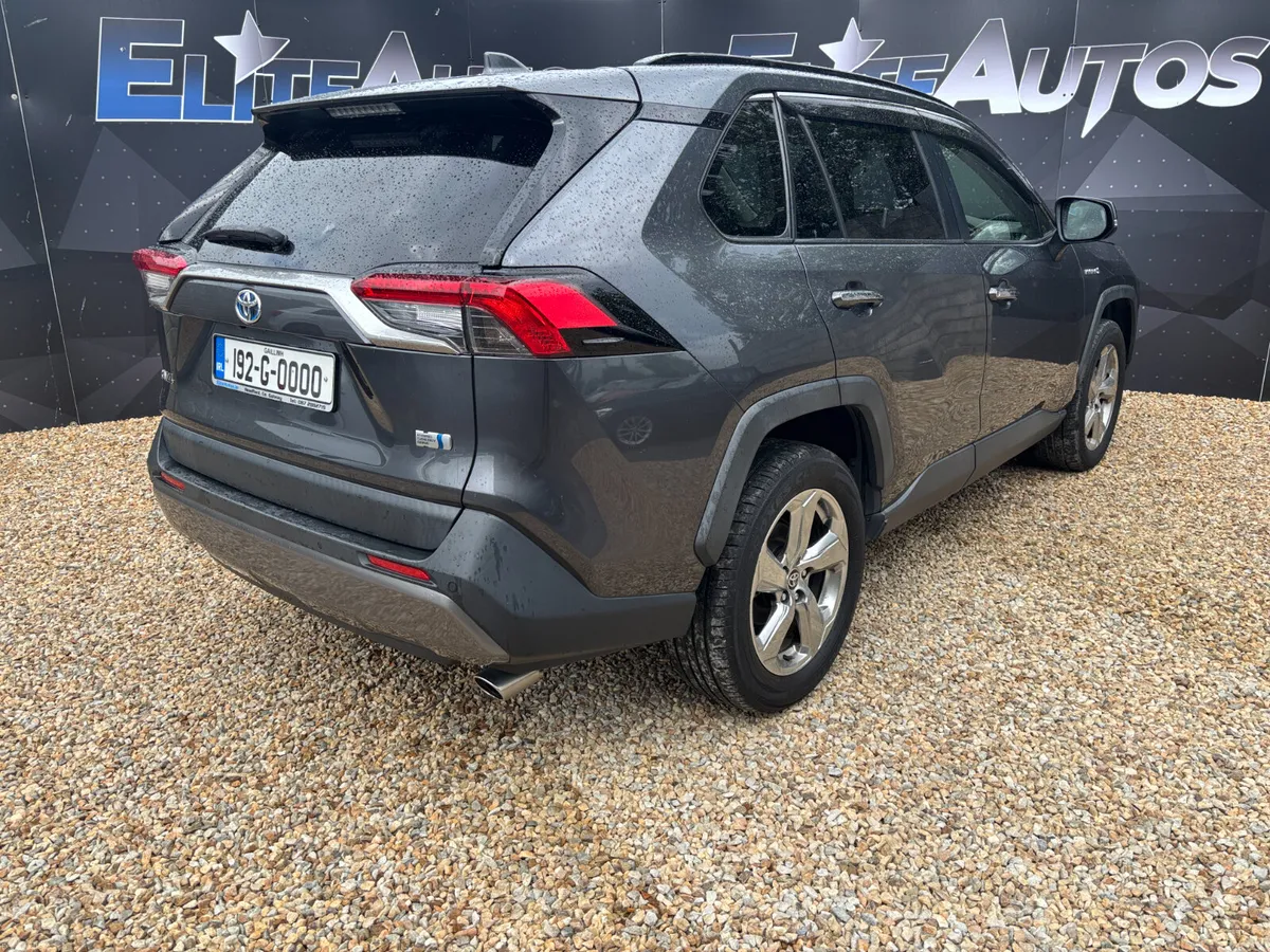 Toyota Rav 4 Sol AWD Hybrid 2019 - Image 6