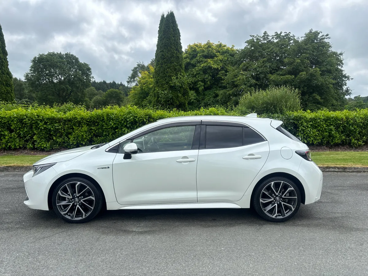 TOYOTA COROLLA GZ SPORT 1.8 PETROL HYBRID 2017 - Image 4