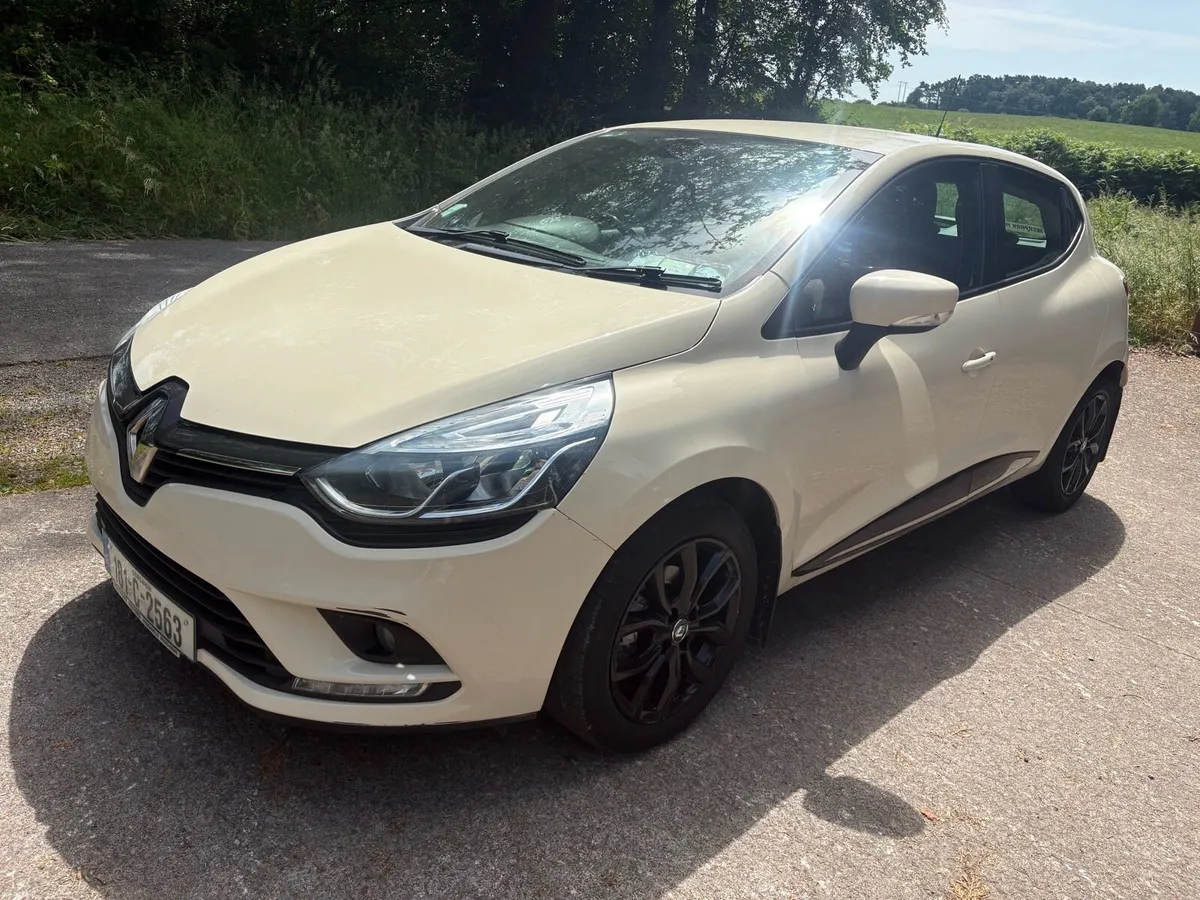 RENAULT CLIO 1.2 PETROL LOW KMS - Image 2