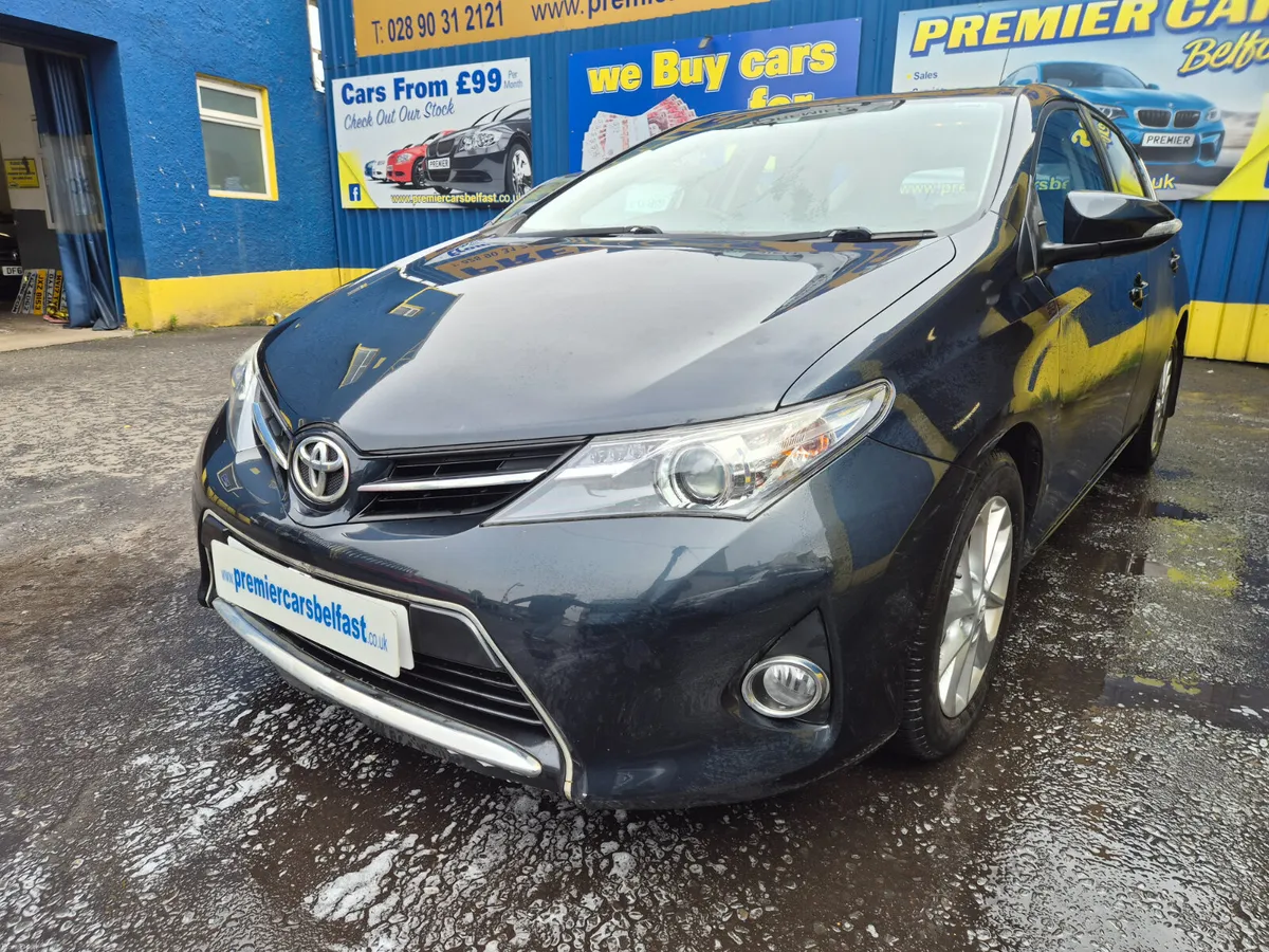 Toyota Auris 2013 - Image 3