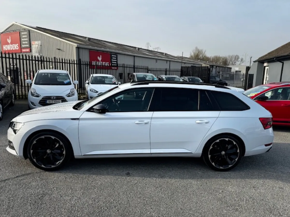 SUPERB ESTATE SPORTLINE 2.0 TDI 150HP DSG AUTO - Image 5