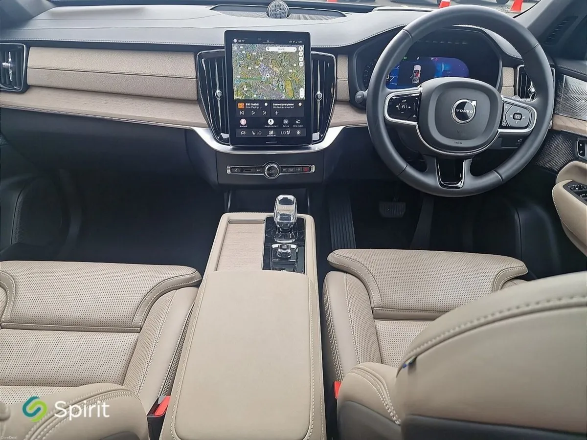 Volvo XC90 T8 Ultra Plug In Hybrid - Image 4