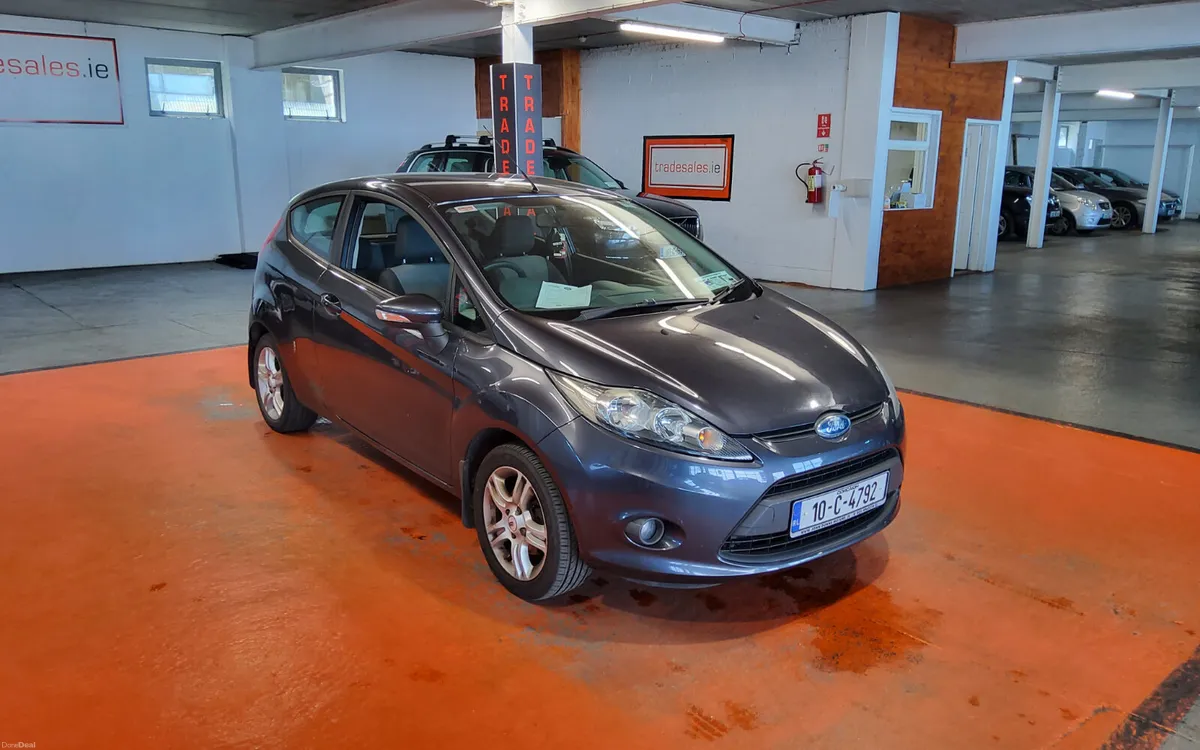 Ford Fiesta 2010 - Image 1